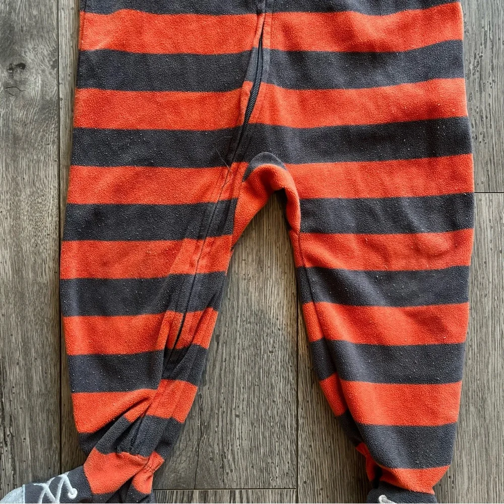 Carter’s Toddler Boy Long Sleeve Footie Zippy Pajama Football Stripes 18 Months